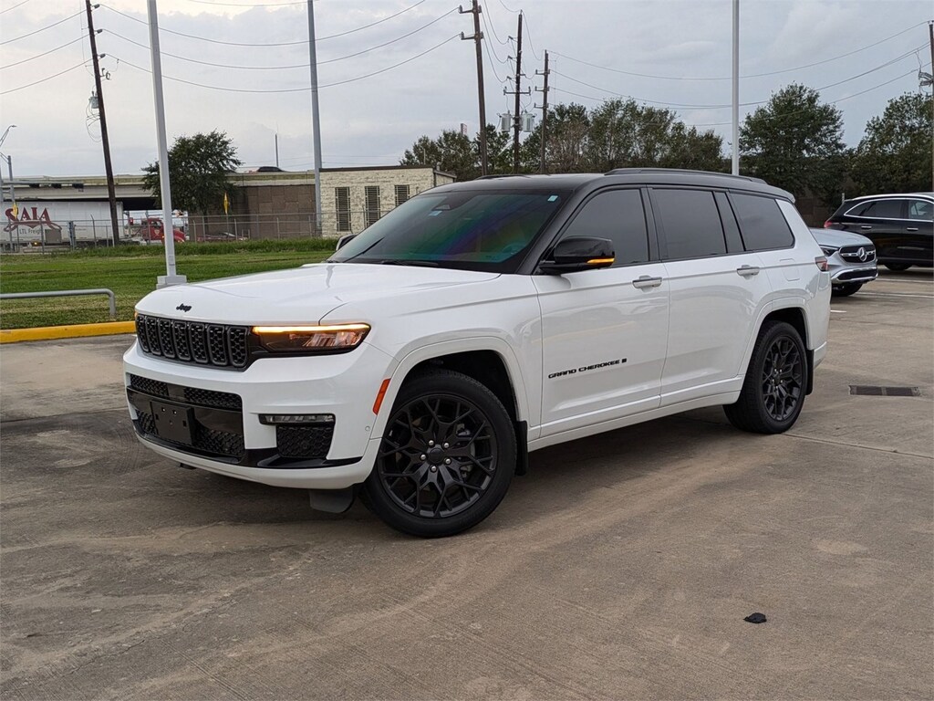 Used 2025 Jeep Grand Cherokee L Summit SUV