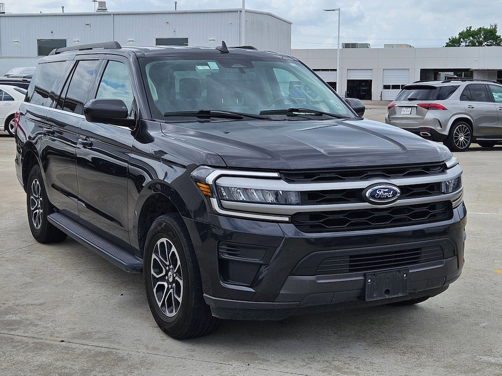 Used 2024 Ford Expedition Max XLT SUV