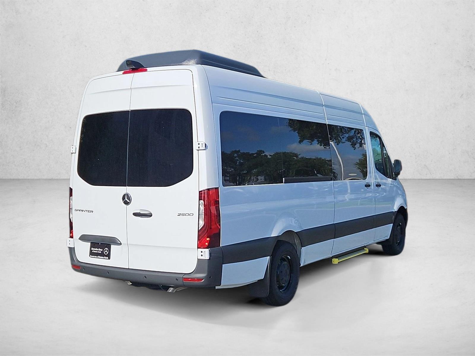 New 2026 Mercedes-Benz Sprinter 2500 2500 High Roof I4 Diesel HO 170" RWD Van Passenger Van