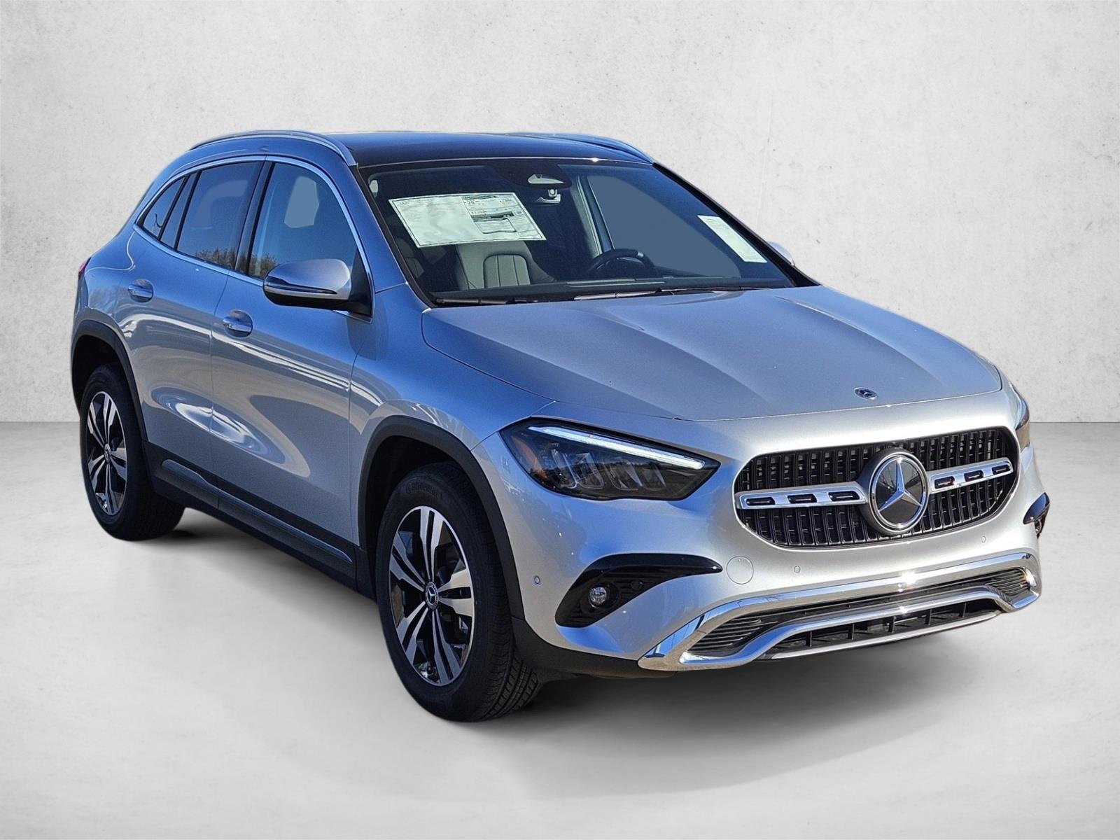 2025 Mercedes Benz GLA 250 photo 2