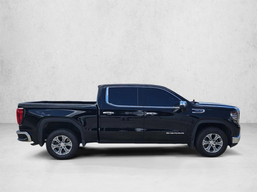 Used 2025 GMC Sierra 1500 SLT Truck Crew Cab