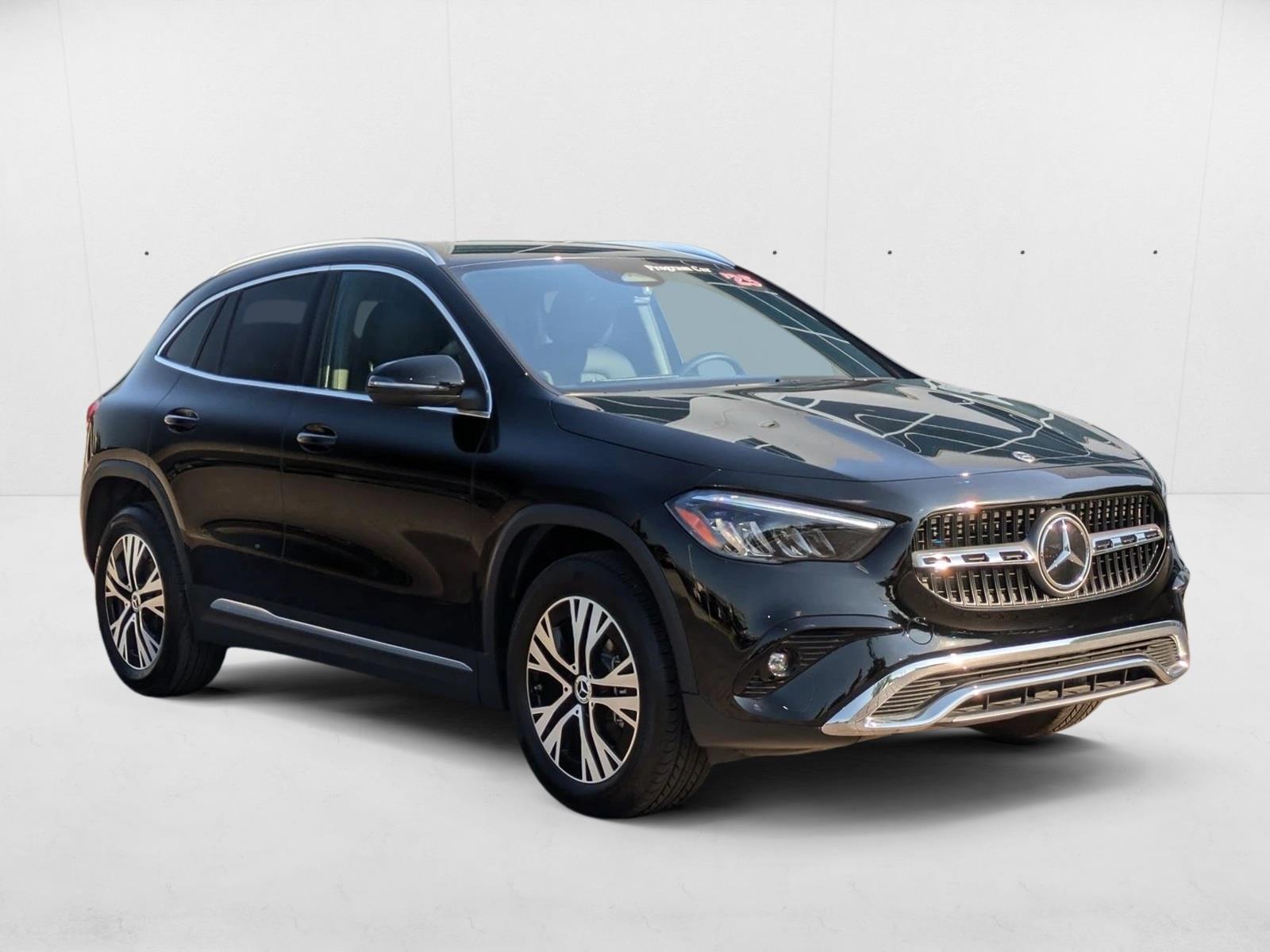 2025 Mercedes Benz GLA 250 photo 3