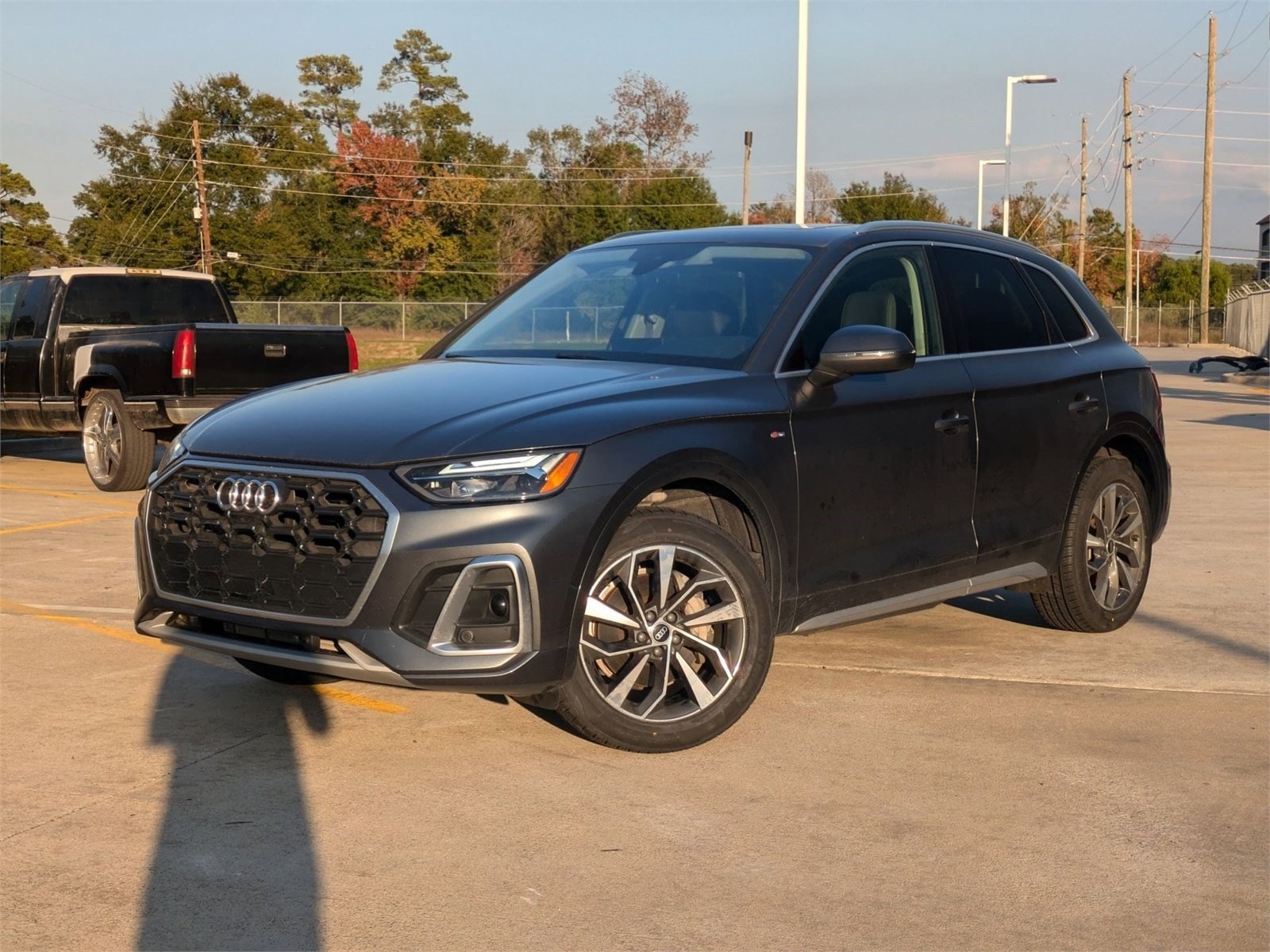 2022 Audi Q5 Premium Plus's photo