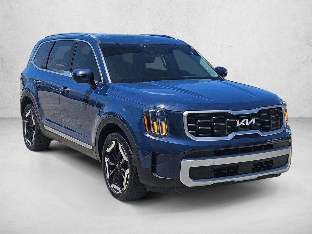 Used 2024 Kia Telluride S SUV