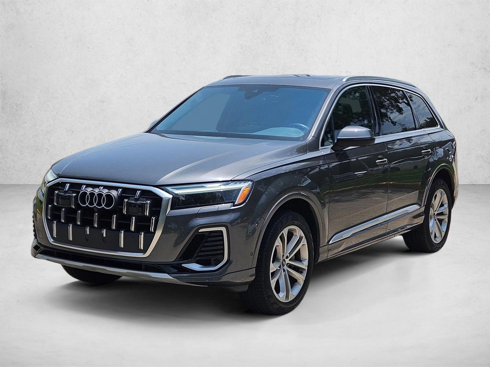 2025 Audi Q7 55 Premium Plus quattro Tiptronic's photo