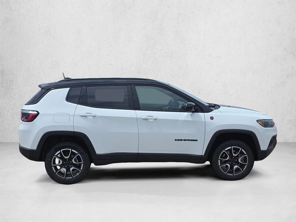 Used 2025 Jeep Compass Trailhawk SUV