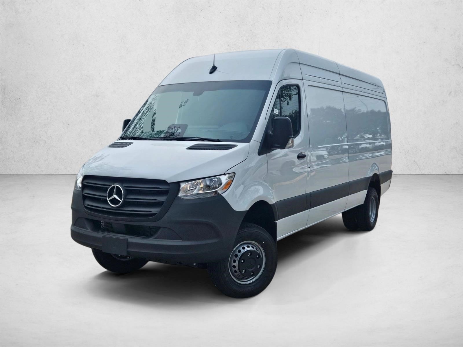 2026 Mercedes-Benz Sprinter Cargo Van Base's photo