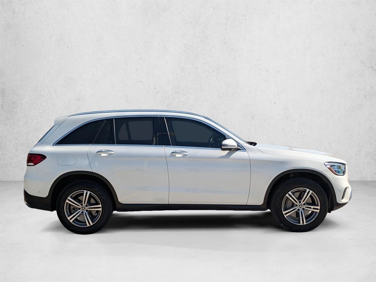 2020 Mercedes Benz GLC 300 photo 4