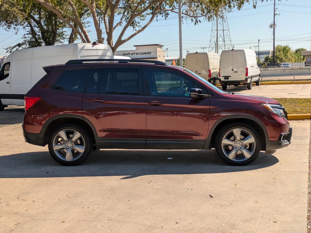 Used 2019 Honda Passport Touring FWD SUV