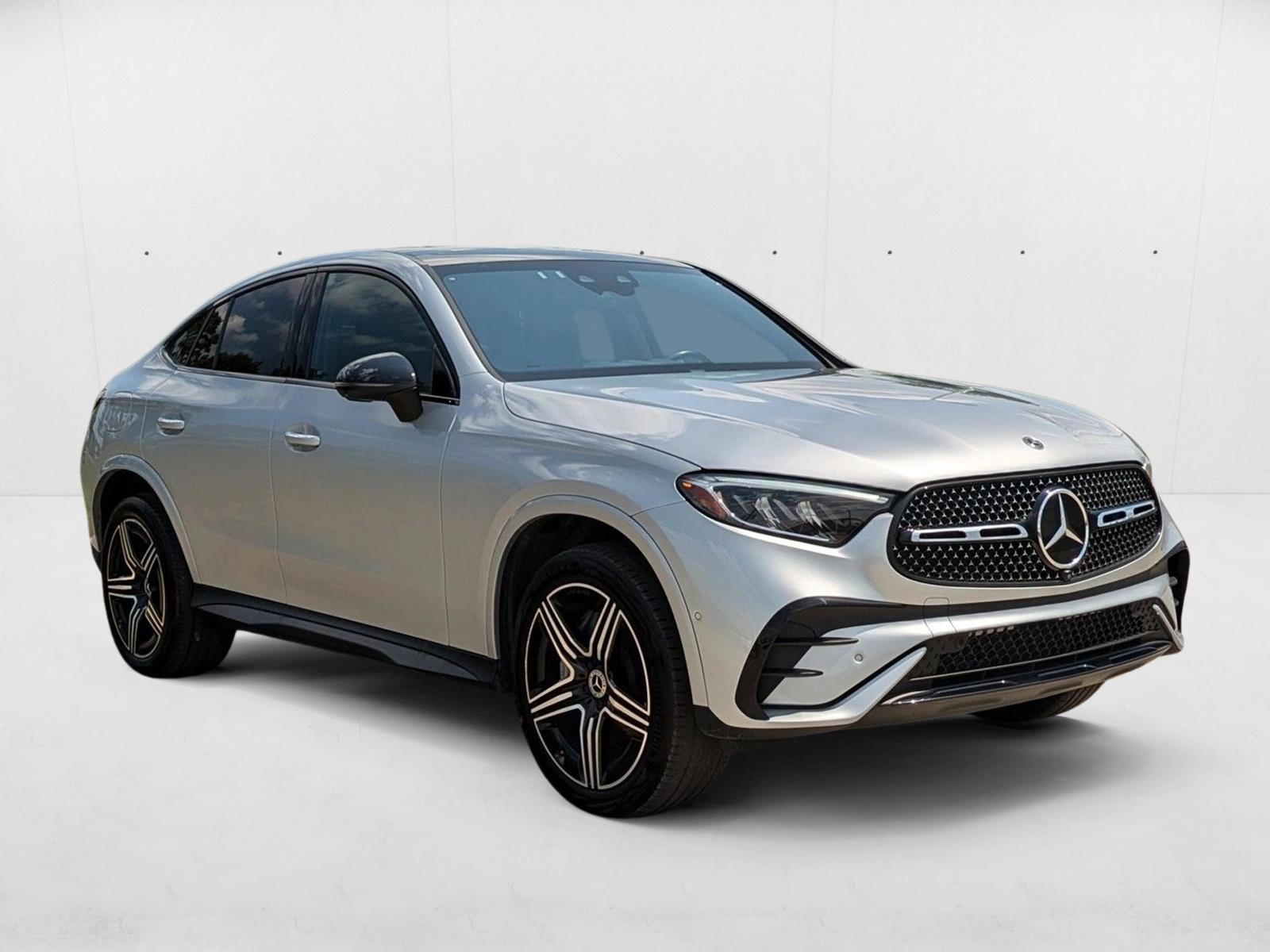 2024 Mercedes Benz GLC 300 4MATIC Coupe photo 3