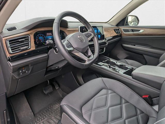 2025 Volkswagen Atlas SE Technology photo 4