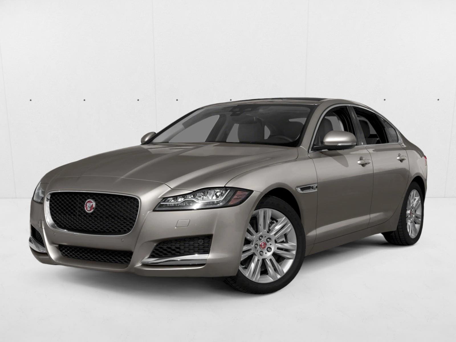 2018 Jaguar XF Prestige's photo