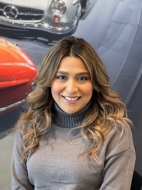 Staff member Jennifer Arias from ID_4f3f0ce8a9de