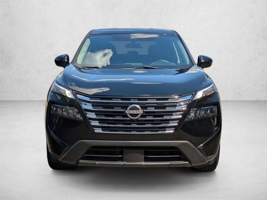 Used 2024 Nissan Rogue SV SUV