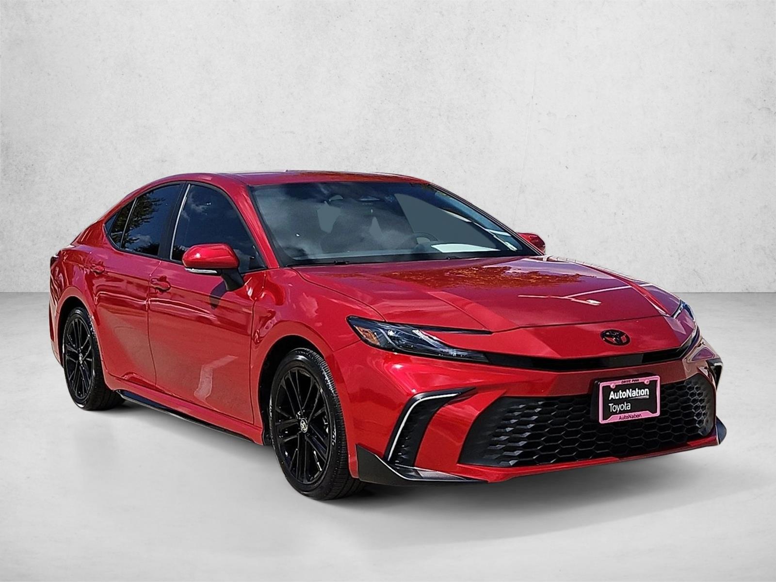 2025 Toyota Camry SE photo 4
