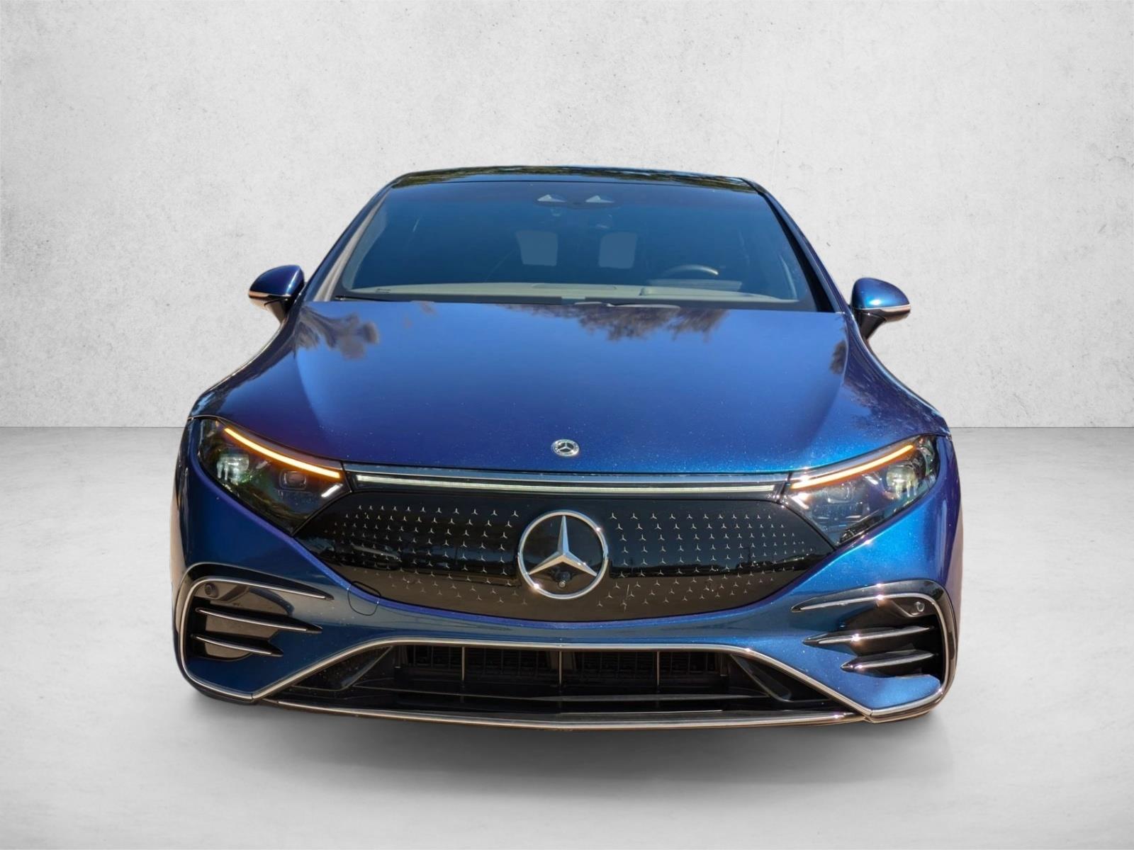 2022 Mercedes Benz EQS Sedan 450 photo 2