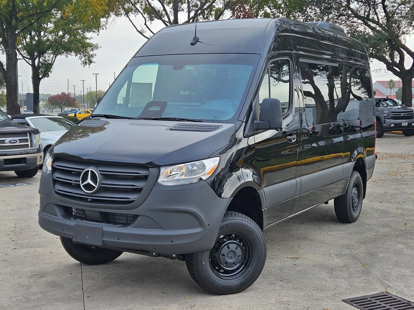 2026 Mercedes-Benz Sprinter Passenger Van Base's photo