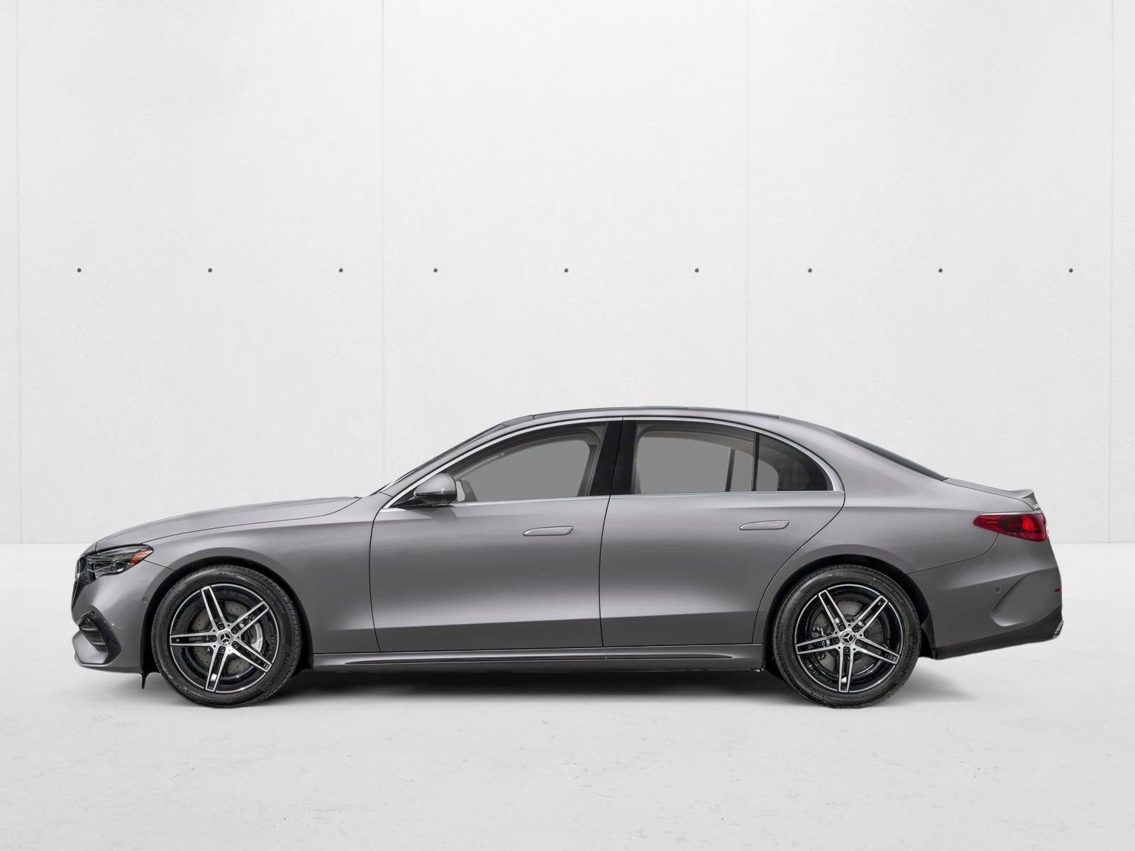 2026 Mercedes Benz E 450 4MATIC photo 3