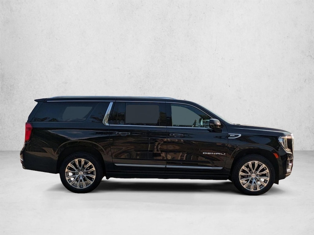 Used 2022 GMC Yukon XL Denali SUV