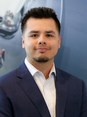 Staff member Hector Villalva from ID_4f3f0ce8a9de
