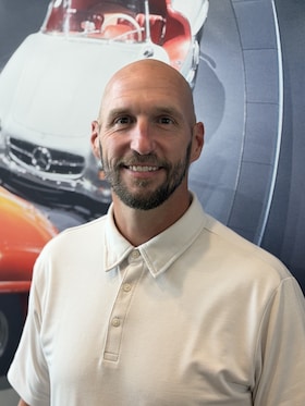 Staff member Christopher Martin from ID_268d28d26366