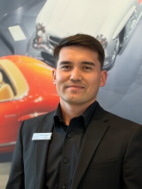 Staff member Nurlan Khalmatov from ID_4f3f0ce8a9de