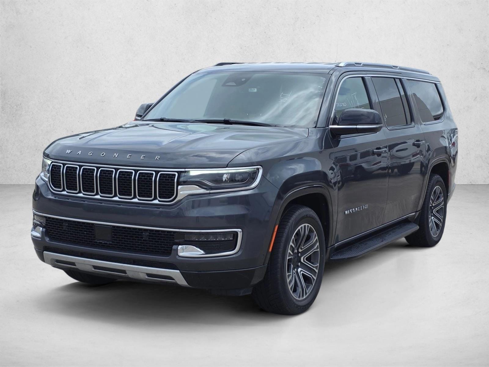 2024 Jeep Wagoneer L's photo