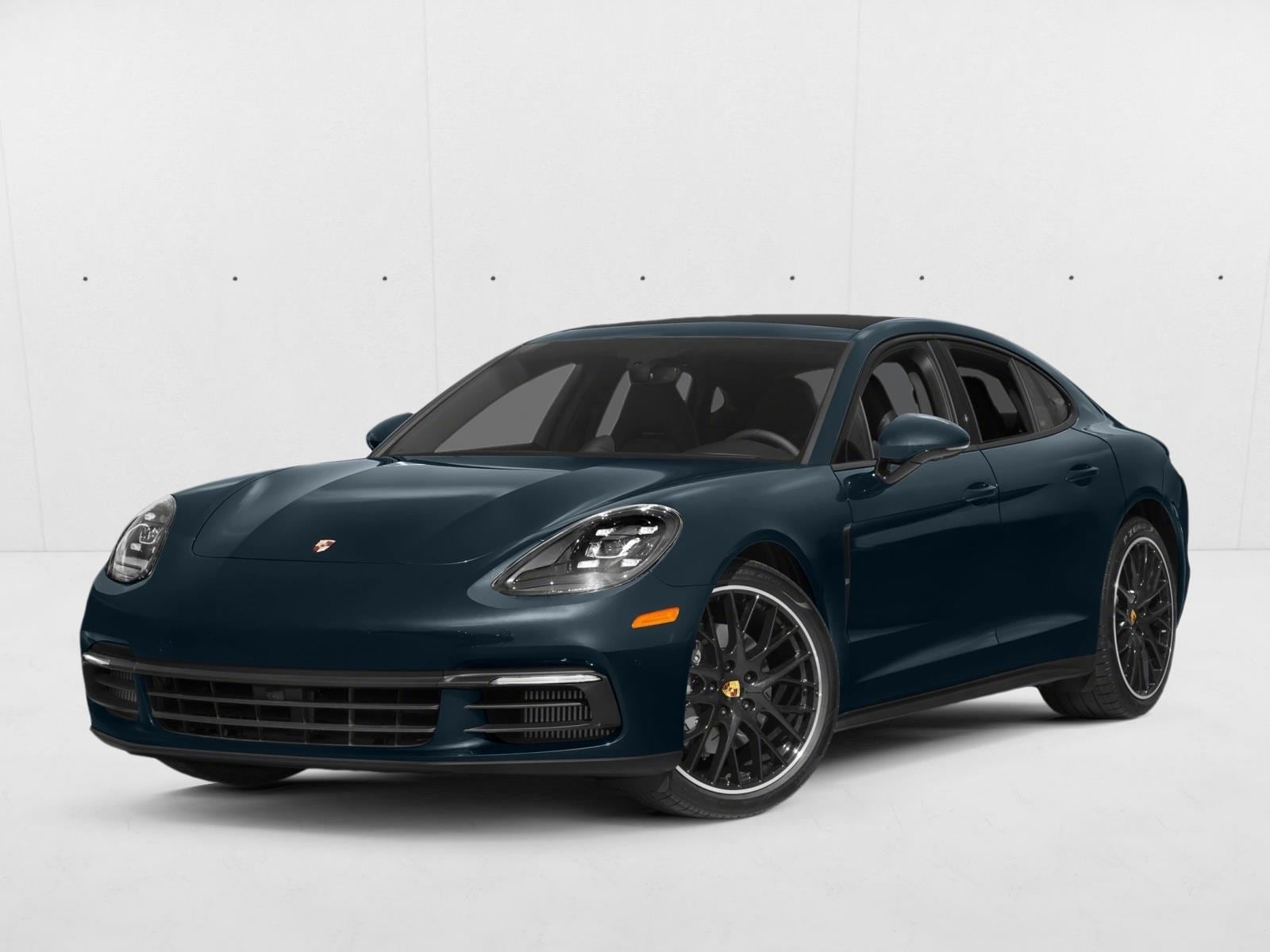 2017 Porsche Panamera 4S's photo