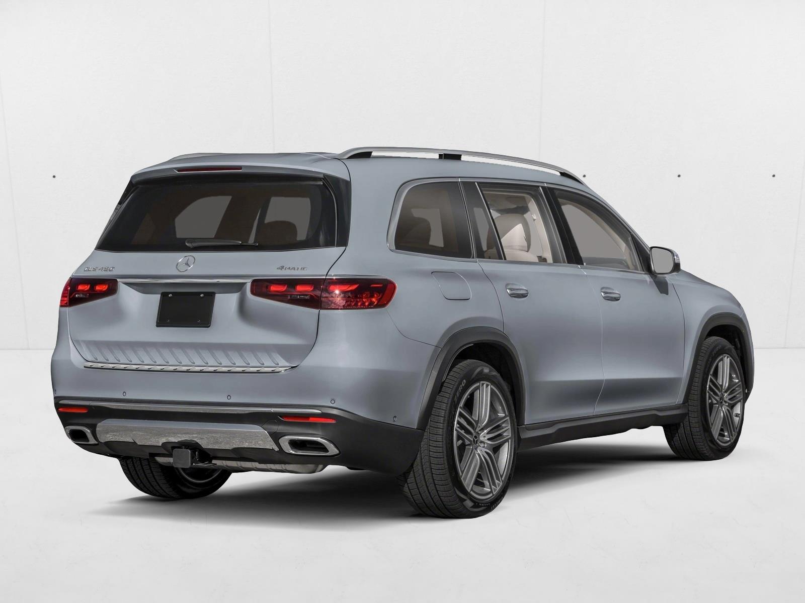 2026 Mercedes Benz GLS 450 4MATIC photo 2