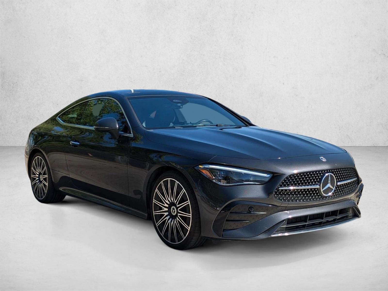 2024 Mercedes Benz CLE 450 4MATIC photo 3