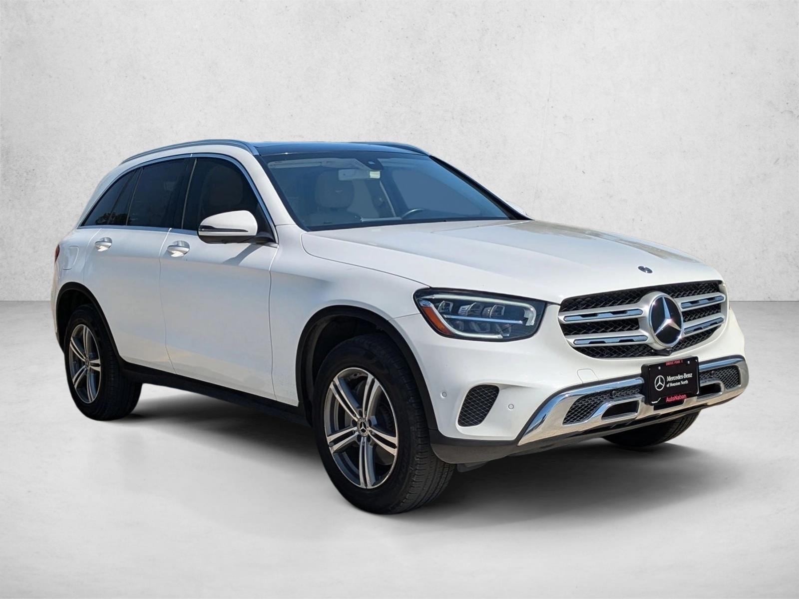 2020 Mercedes Benz GLC 300 photo 3