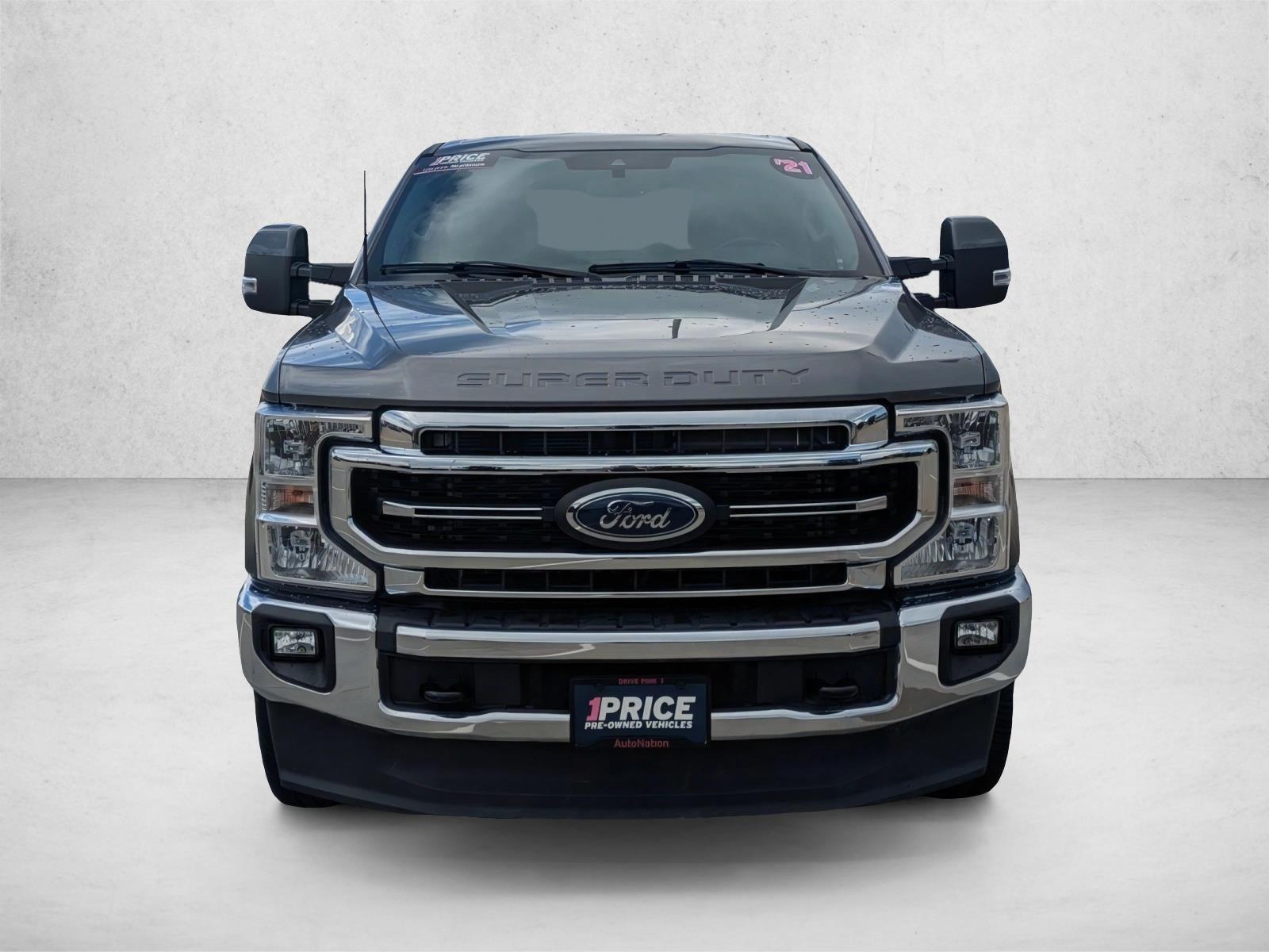 2021 Ford F-250 Lariat photo 2