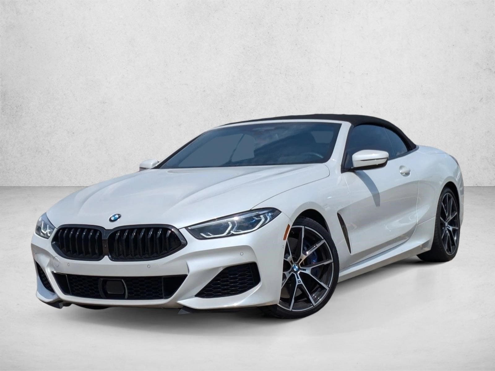 2021 BMW 8 Series M850i's photo