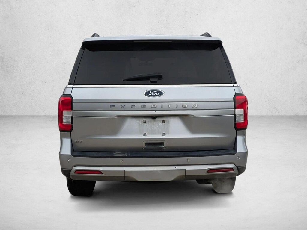 Used 2024 Ford Expedition XLT SUV