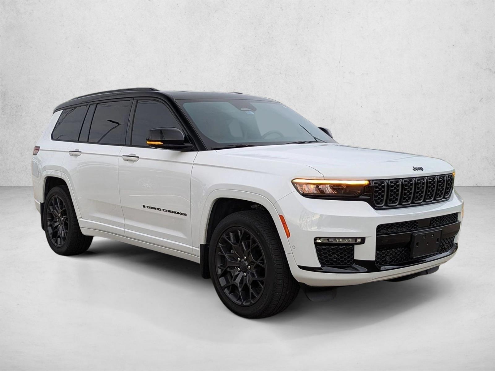 2025 Jeep Grand Cherokee L Summit photo 3