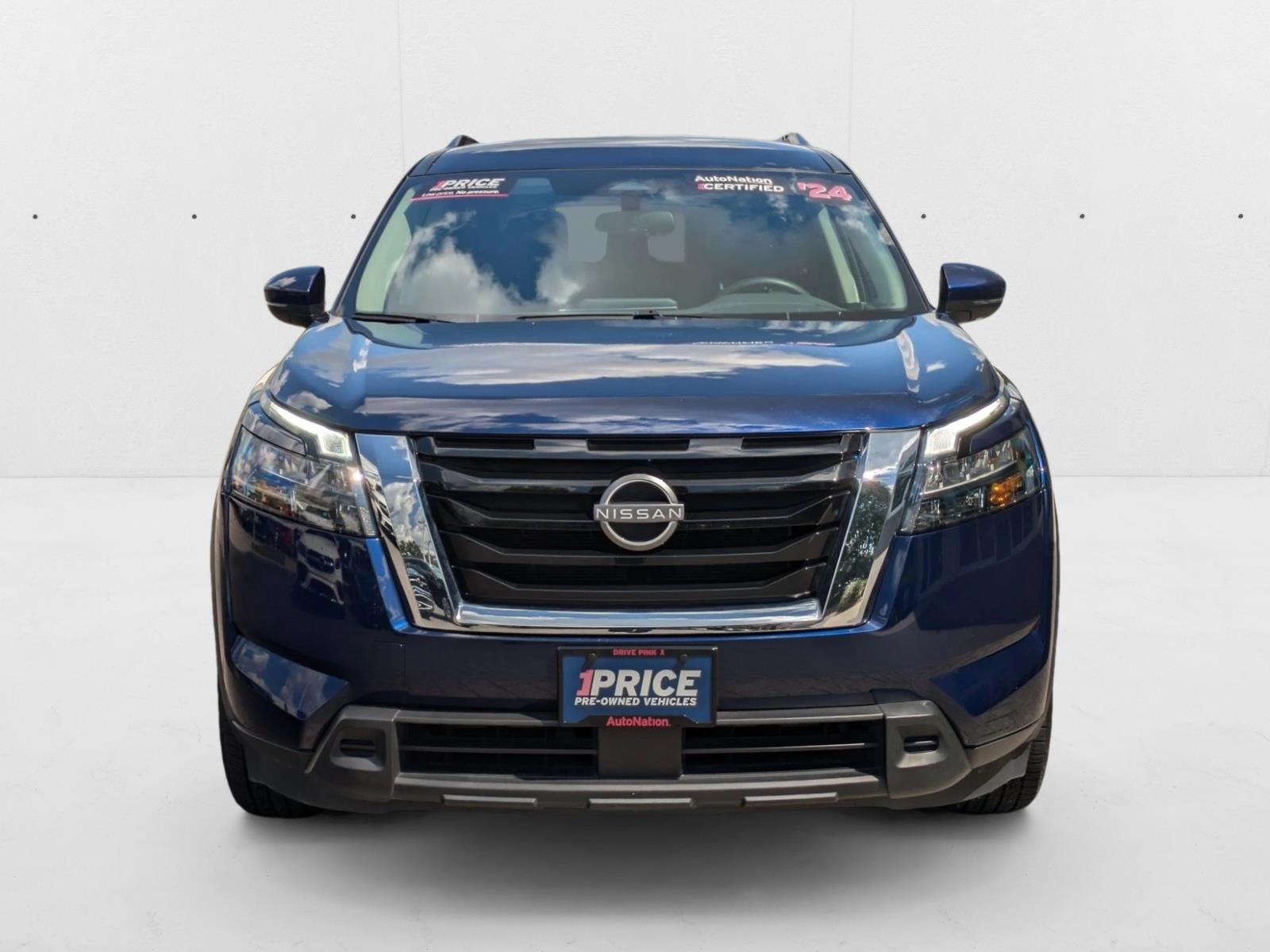 2024 Nissan Pathfinder SV photo 2