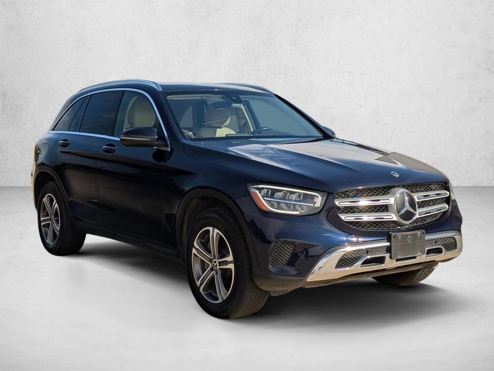 2021 Mercedes Benz GLC 300 photo 3