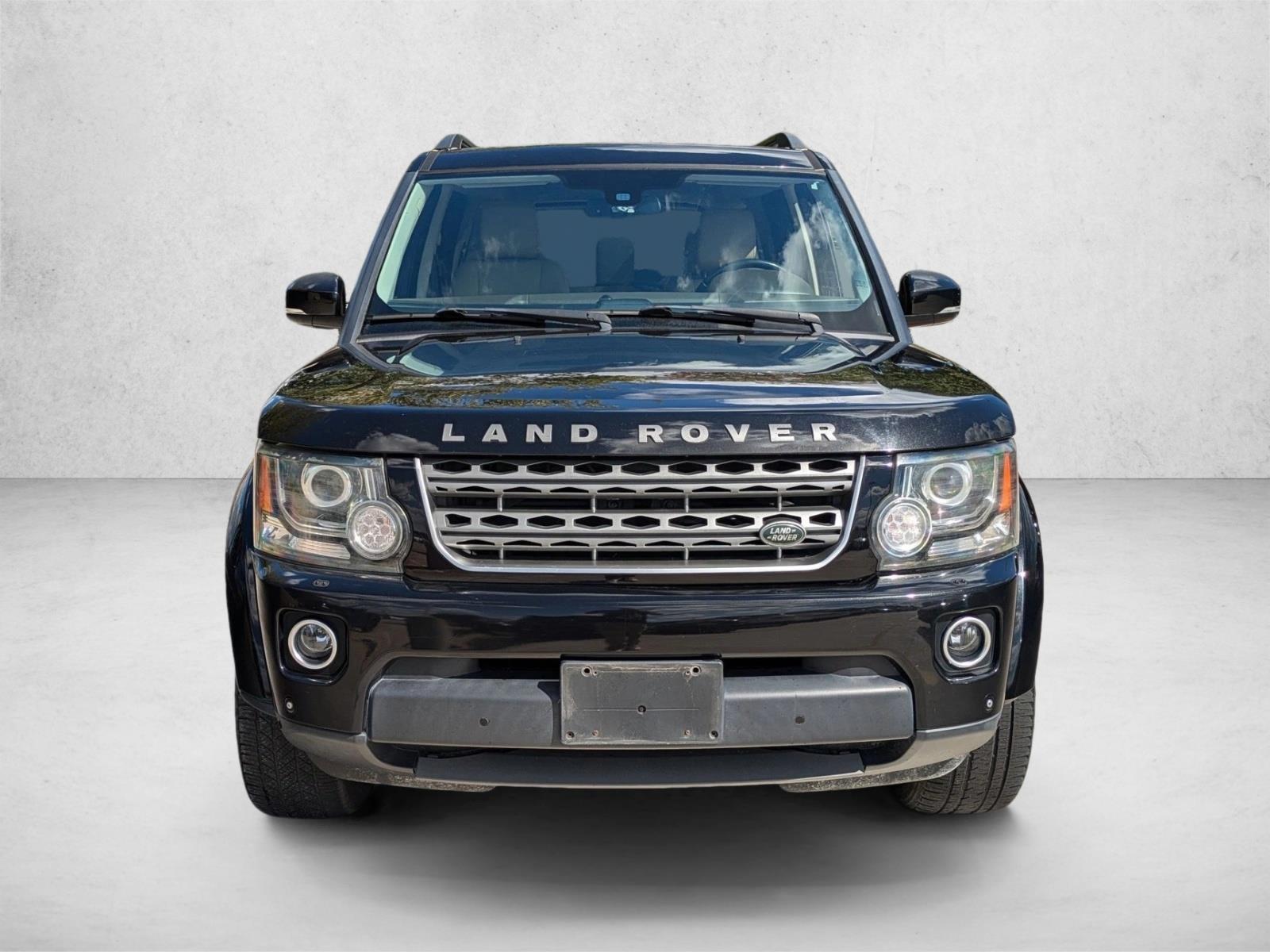 2016 Land Rover LR4 HSE photo 2