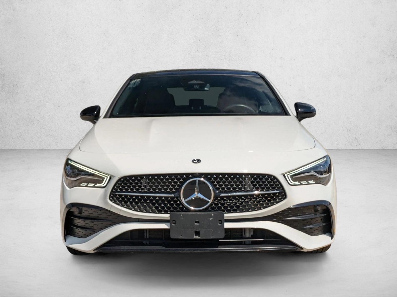 2025 Mercedes Benz CLA 250 4MATIC photo 2