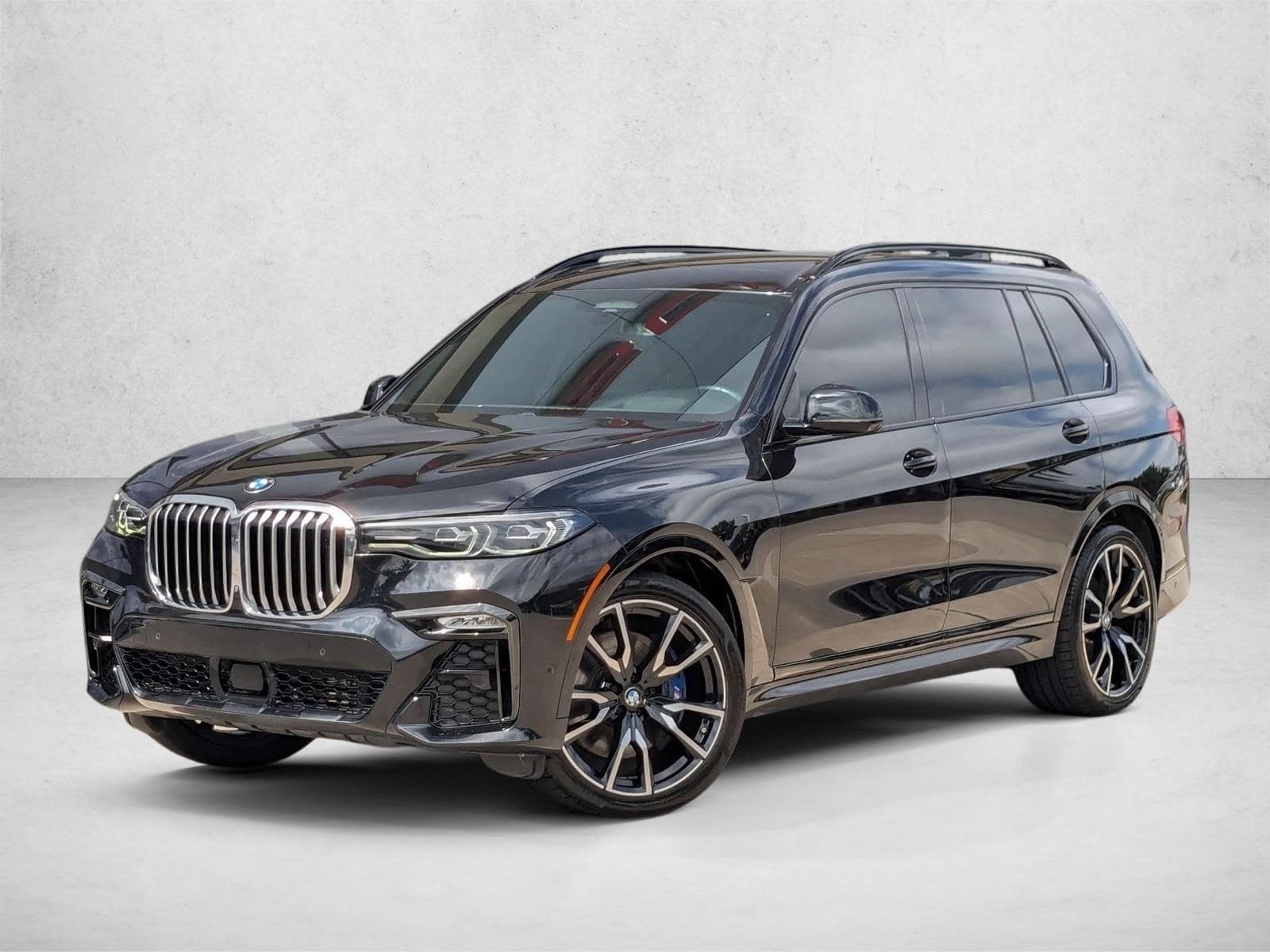 2019 BMW X7 50i's photo