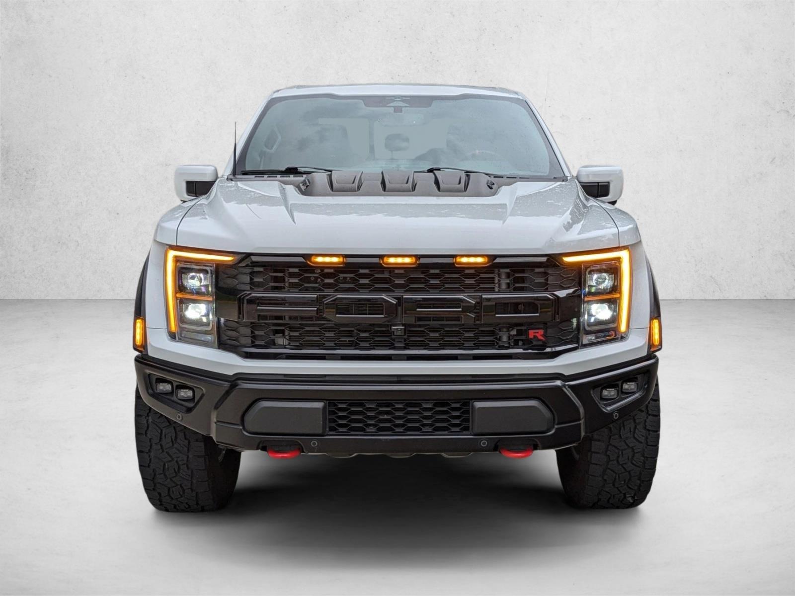 2023 Ford F-150 Raptor photo 2