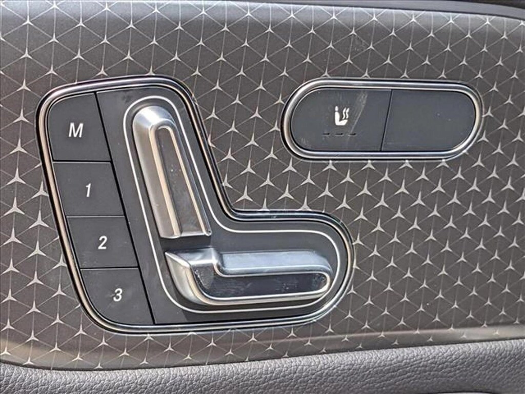 Certified 2025 Mercedes-Benz GLB SUV