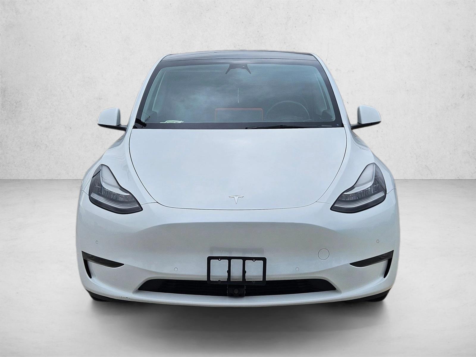 Used 2022 Tesla Model Y Long Range with VIN 7SAYGDEE1NA009695 for sale in Houston, TX