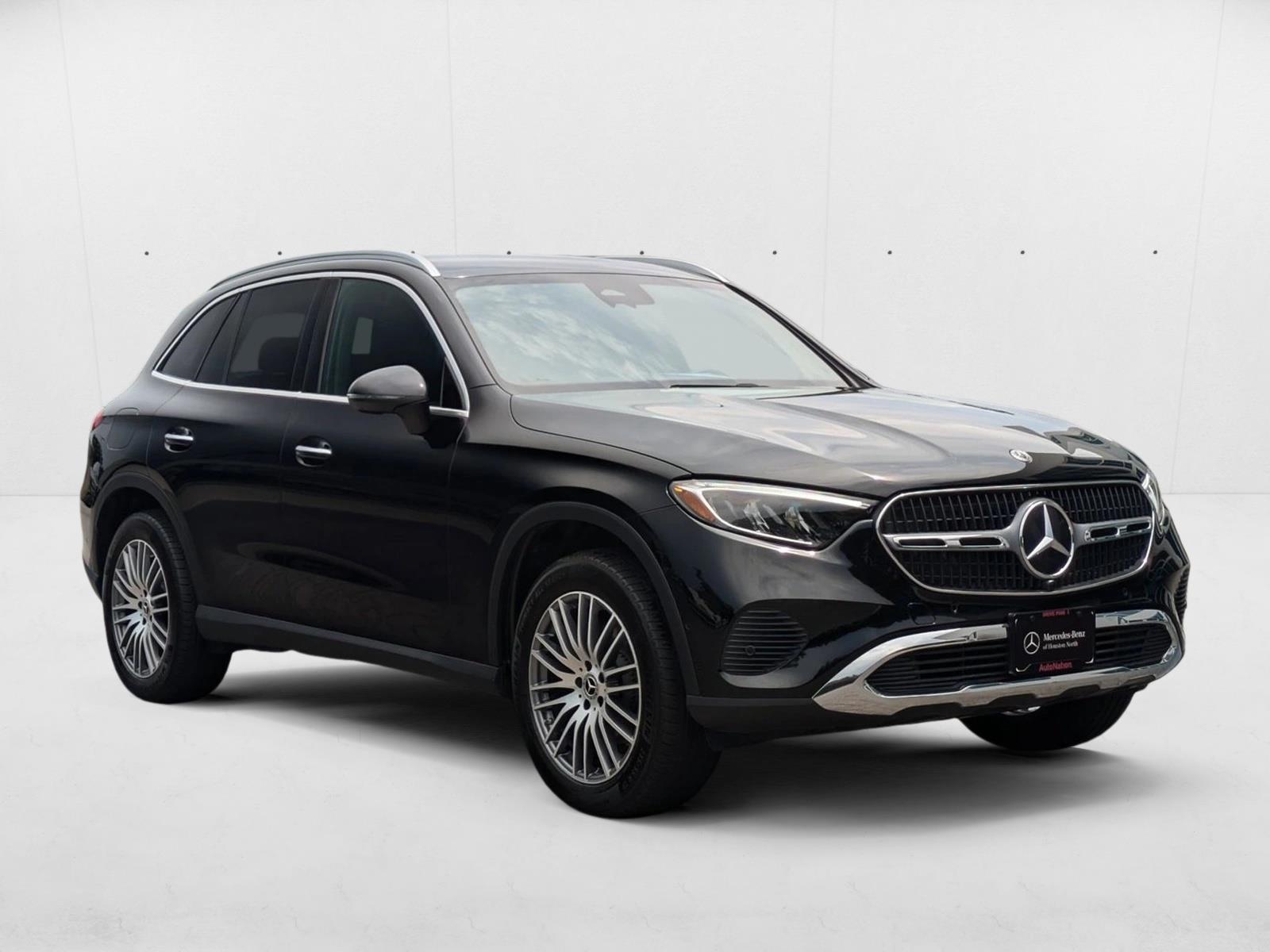 2024 Mercedes Benz GLC 300 4MATIC photo 3