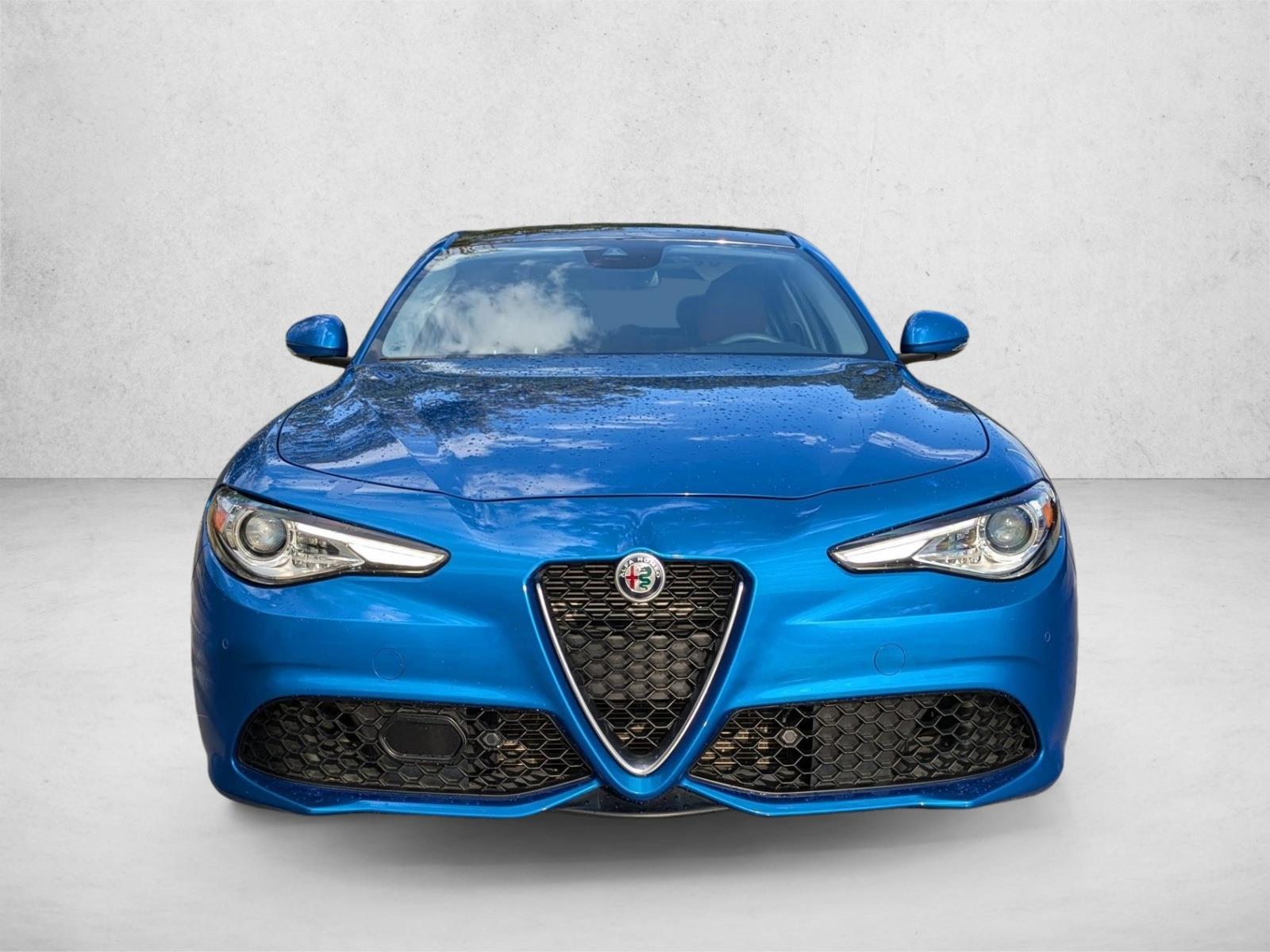 2019 Alfa Romeo Giulia Ti photo 2