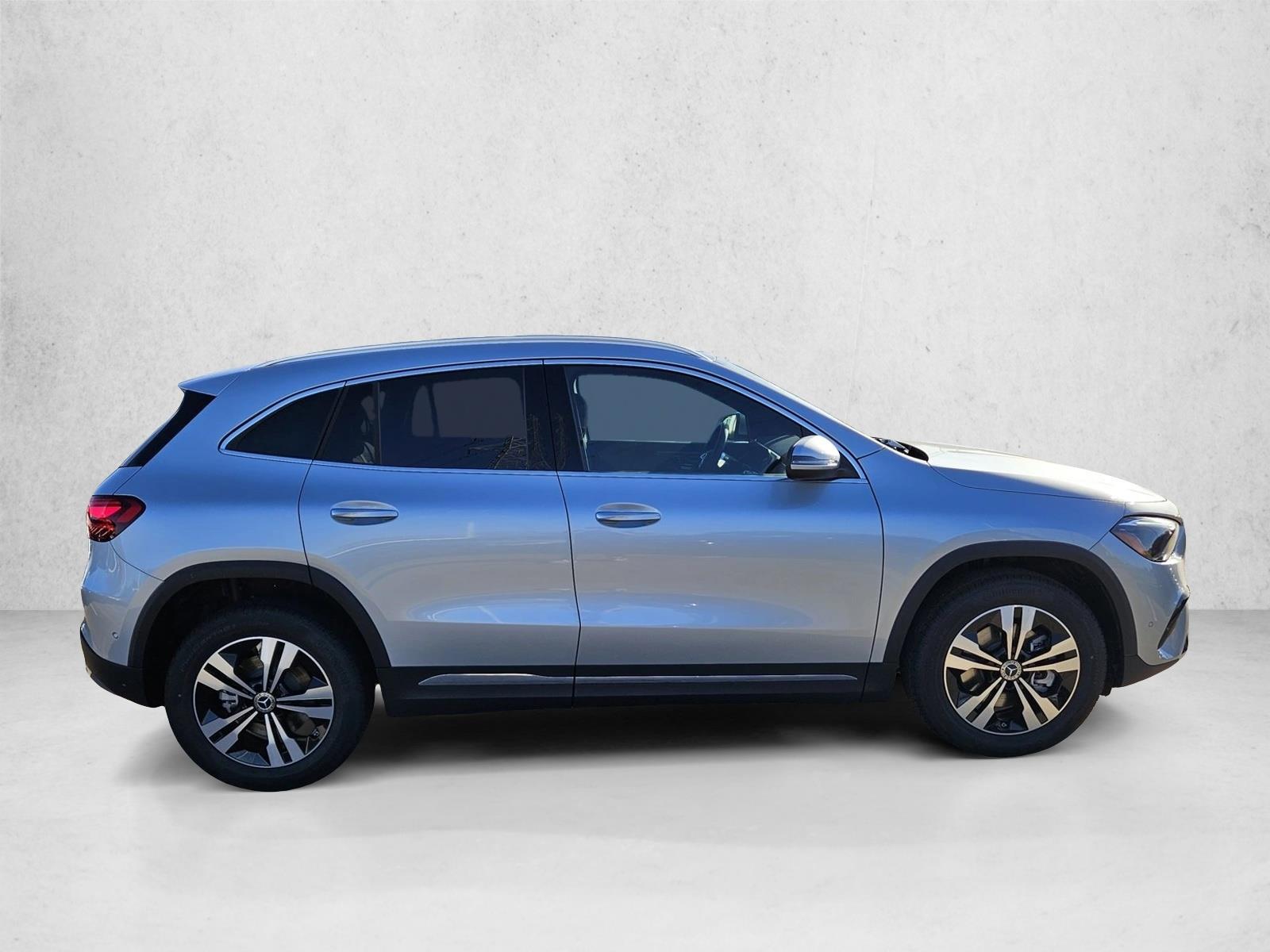 2025 Mercedes Benz GLA 250 photo 3