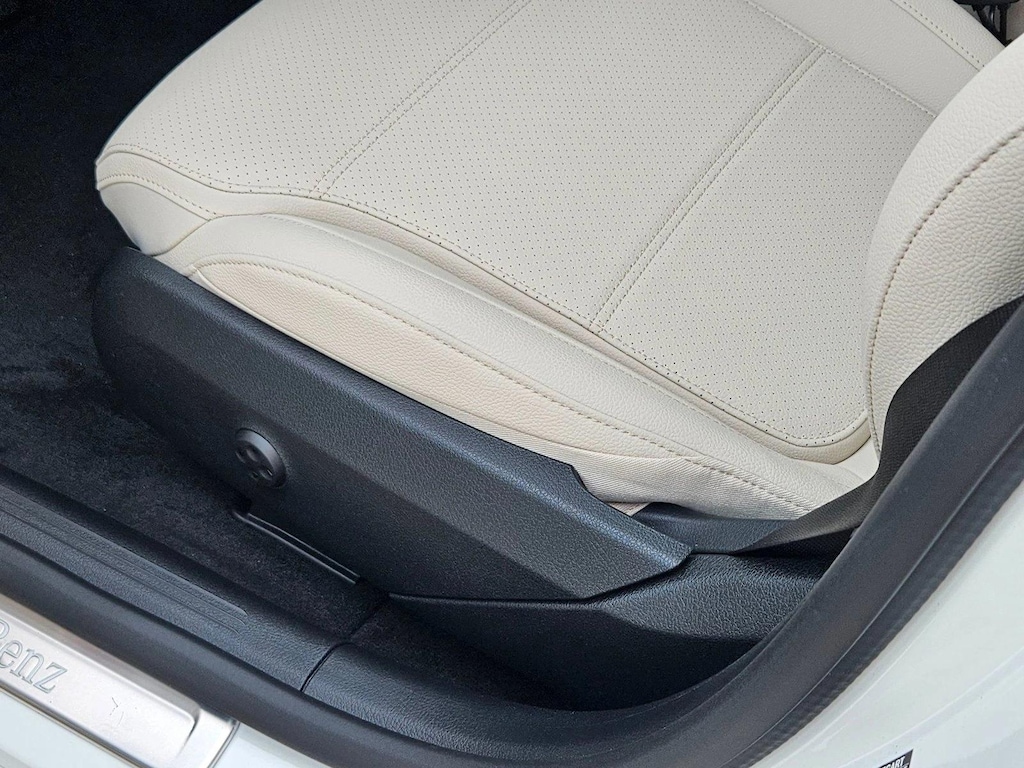 New 2026 Mercedes-Benz C-Class C 300 Sedan Sedan