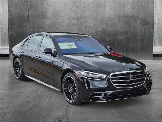 2025 Mercedes Benz S 450 580 4MATIC photo 3