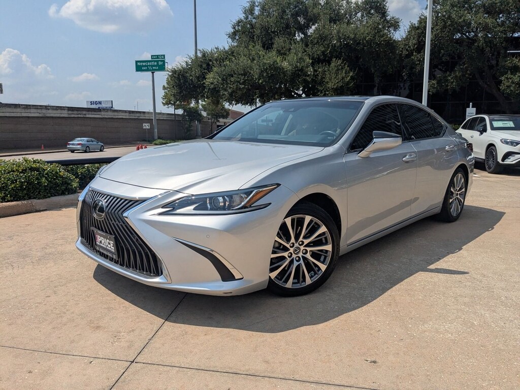 Used 2021 Lexus ES  Sedan