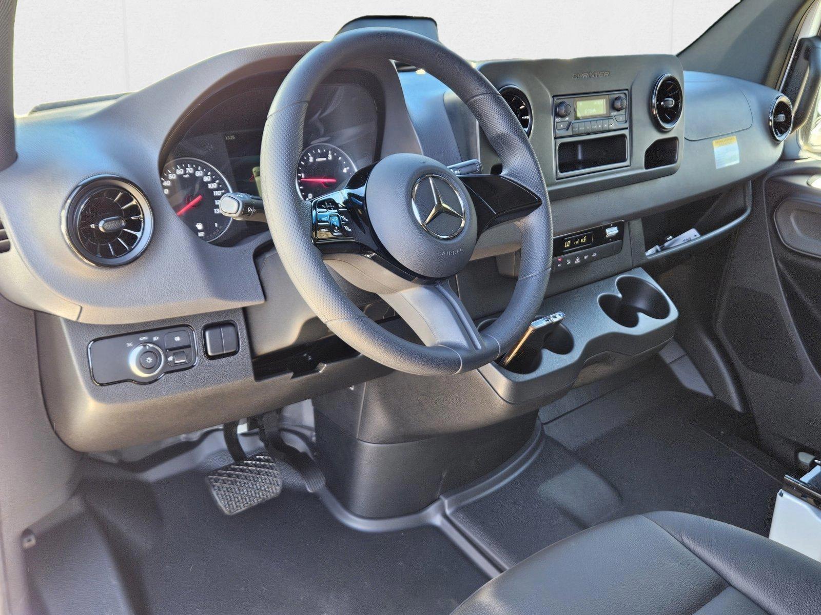 2025 Mercedes-Benz Sprinter Cargo Van Base - Photo 9
